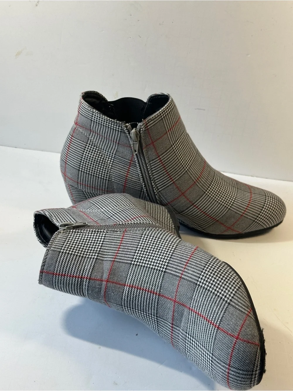 It’s OK Plaid Houndstooth Wedge Ankle Booties Women’s 11M